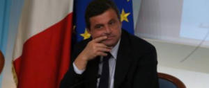 Calenda tenta di rianimare il Pd: «Di Maio e Salvini apprendisti stregoni»