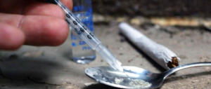 Droga, in Italia torna l’incubo eroina: quasi 10% in più di morti per overdose