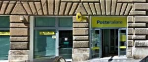Poste, gli aumenti non finiscono mai: salati e ingiustificati rincari