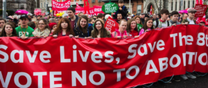 La cattolicissima Irlanda non ci sta: nuovo referendum sull’aborto