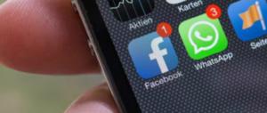 Arezzo, donna lasciata offende l’ex su Fb: denunciata lei e chi aveva commentato