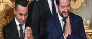Salvini e Di Maio giurano al Quirinale tra sorrisi ostentati e timori nascosti