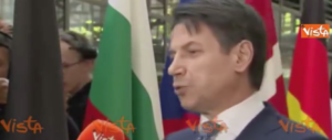 Conte non molla la Libia a Macron: «In autunno la conferenza si farà in Italia»