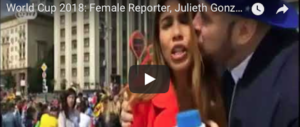 Mondiali di calcio, reporter molestata durante un servizio (video)