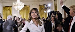 Melania Trump ricompare in pubblico smentendo le bufale della stampa dem