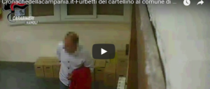 Furbetti del cartellino a Procida: ecco il video che li inchioda