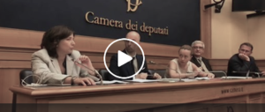 Legittima difesa, FdI presenta la sua legge: «Lo Stato difenda chi si difende» (video)