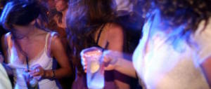 È la dipendenza da alcol la vera emergenza tra i giovani: la ricerca