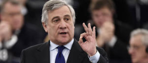 Tajani a Salvini: «Hai votato un decreto di stampo sindacalista anni ’70»