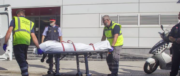 Algerino entra nella stazione di polizia gridando “Allah Akbar”: freddato
