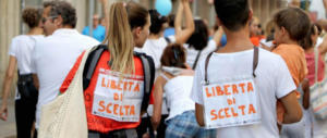 Mamma no vax si vanta su fb di aver portato alla materna certificati falsi