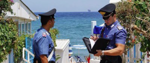 Salento, turista minorenne denuncia: “Stuprata in spiaggia da due immigrati”