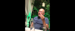 «Perchè sono di destra?». Un monologo contro i “sinistri” spopola sul web (video)