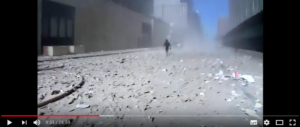 11 settembre: 17 anni dopo, il filmato inedito dell’operatore-eroe della Cbs (video)