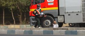 Iran, ecco il momento dell’attacco Isis alla parata militare: 29 i morti (video)