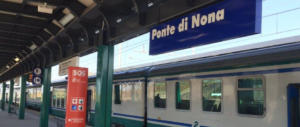Roma, due rom aggrediscono ragazza a Ponte di Nona: coltello alla gola