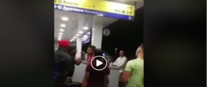 Paura in stazione, violenta rissa tra immigrati: donne e bambini in fuga terrorizzati (VIDEO)