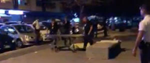 Tragedia a Roma, un’anziana muore colpita da una pallonata (video)