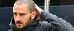 Sui social augurano la morte ai figli di Bonucci. E lui: «Mi fate schifo»