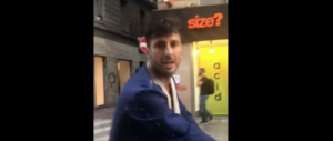 L’ultima follia di Fabrizio Corona: la caduta dalla bici è rovinosa (video)