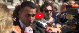Manovra, Di Maio e Conte cedono a Bruxelles: «Non sfideremo l’Ue» (video)