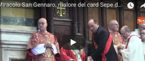 Il cardinale Sepe si sente male durante il rito di San Gennaro (video)
