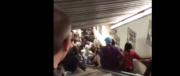 Roma, panico e feriti alla metro: cede la scala mobile. Coinvolti tifosi Cska (video)