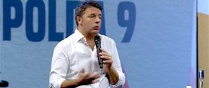 Leopolda, Renzi si ricicla come giornalista e si vanta ancora: «Siamo i migliori»