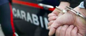 Coca, truffa e corruzione: arrestato sindaco Pd