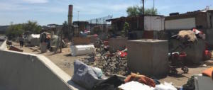 Roma, oltre i rom, altri migranti: esplode la rabbia dei residenti a Salone