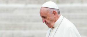 Papa Francesco: «Il chiacchierone è un terrorista: butta la bomba e se ne va»