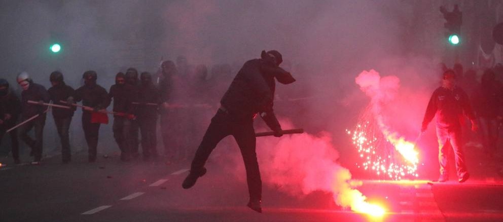 collettivi contro casapound