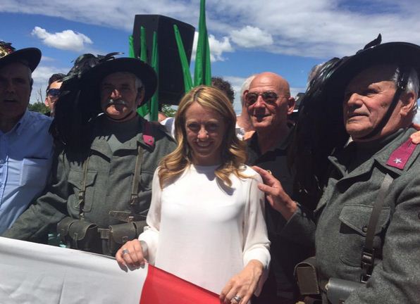 Orgoglio nazionale e rabbia per i marò al “24 maggio” della Fondazione An