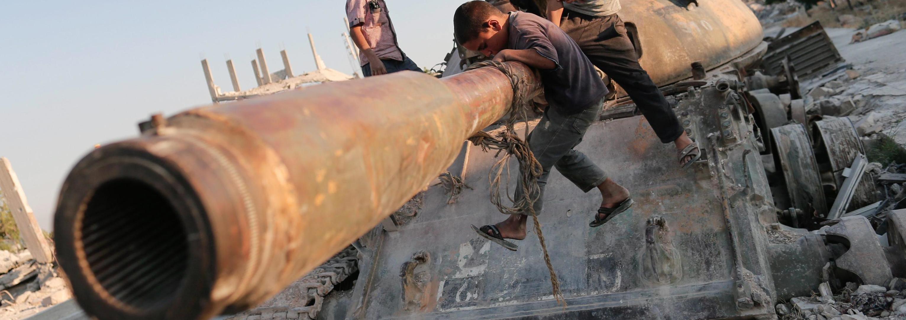 Un carro armato distrutto a Kobane