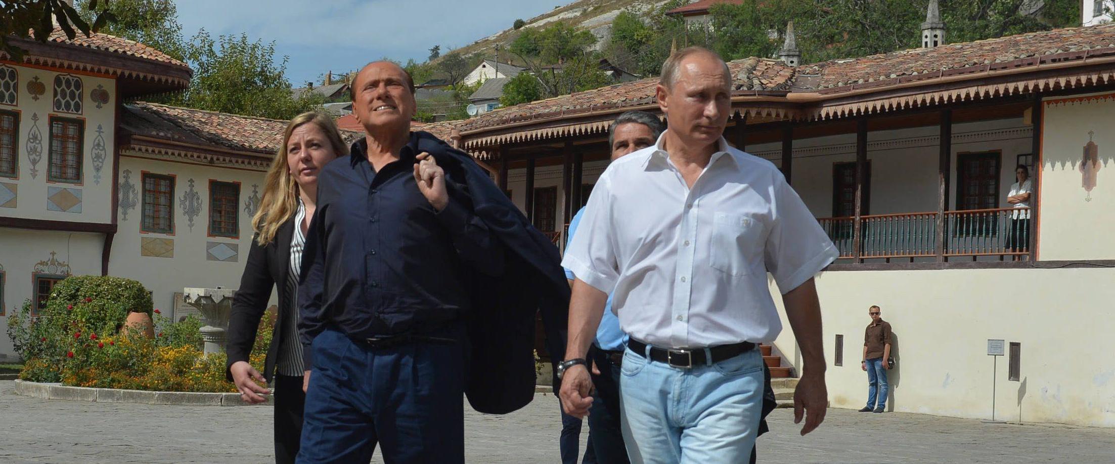 Putin e Berlusconi in Crimea