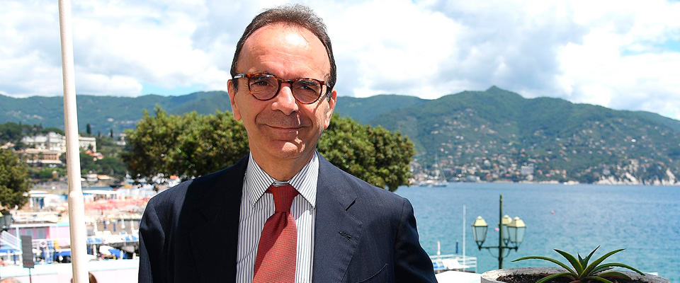 Parisi: io successore di Berlusconi? No, voglio fare il sindaco di Milano