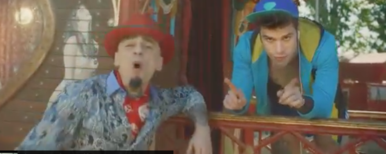 Disabili insultati dai vigilanti al concerto di J-Ax e Fedez a Moncalieri