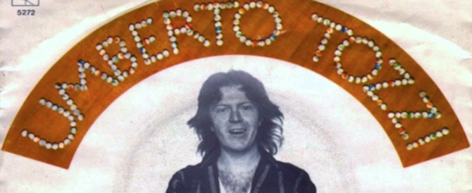 “Ti amo” compie 40 anni, Tozzi rivela: «Le femministe volevano linciarmi» (video)