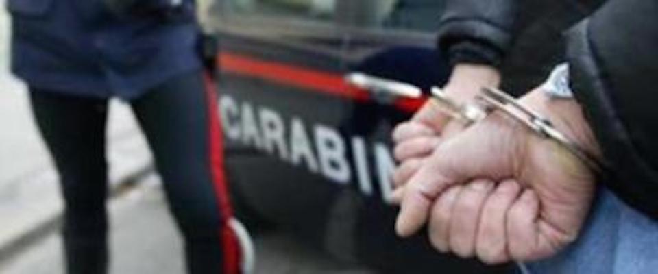 Aveva violentato una connazionale ed era fuggito in Romania: estradato