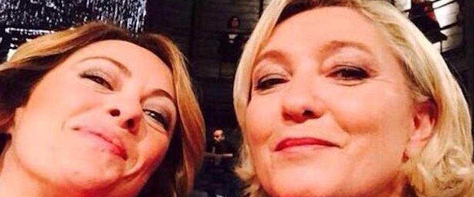 Meloni: «Noi siamo donne “nate dalla parte sbagliata”. E le femministe…»