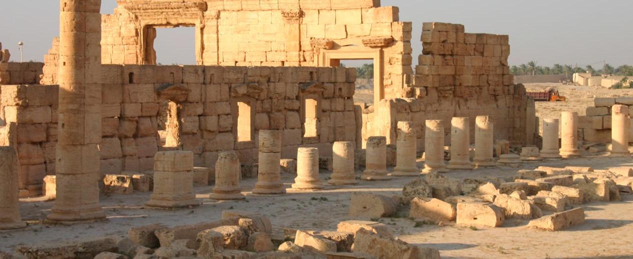 Siria, l’esercito di Assad caccia i terroristi dal sito di Palmira