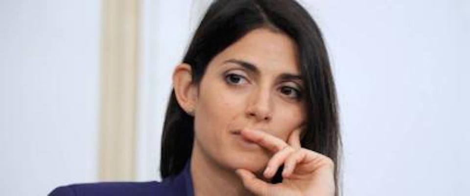 La Raggi vede un altro complotto: stavolta è contro il servizio giardini