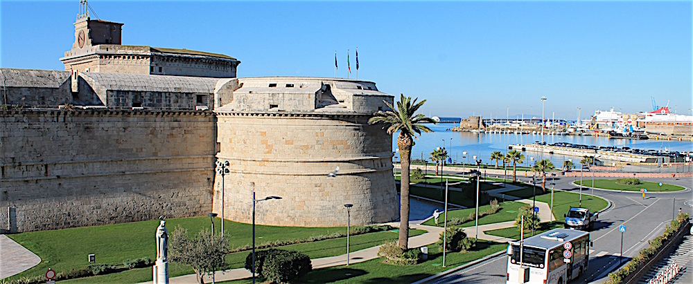 Civitavecchia si ribella: non vogliamo diventare un hotspot per clandestini