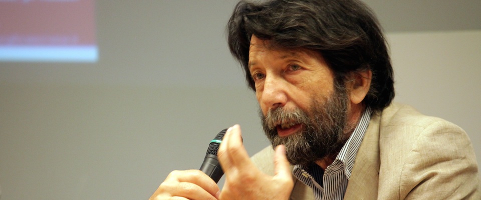 Massimo Cacciari al veleno: «Renzi per il suo carattere non può capire nulla» Massimo Cacciari al veleno: «Renzi per il suo carattere non può capire nulla»