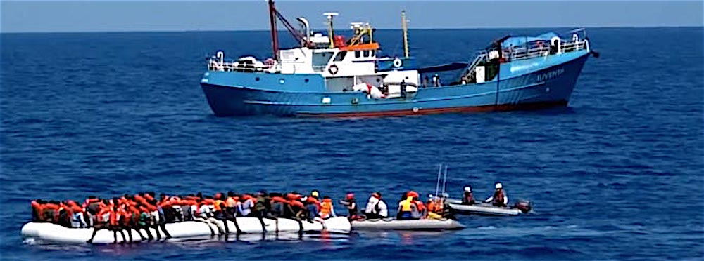 Sequestro nave ong, soddisfatto il centrodestra: “10, 100, 1000 sequestri” Sequestro nave ong, soddisfatto il centrodestra: “10, 100, 1000 sequestri”