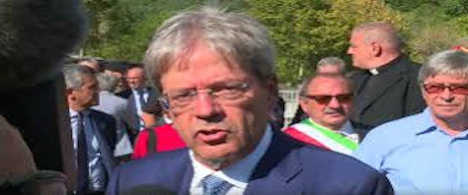 Gentiloni corre ad Arquata dopo la rivolta dei sindaci e prova a ricucire