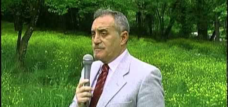 Sindaco Pd vuole cacciare la consigliera “assenteista”. Ma era incinta…