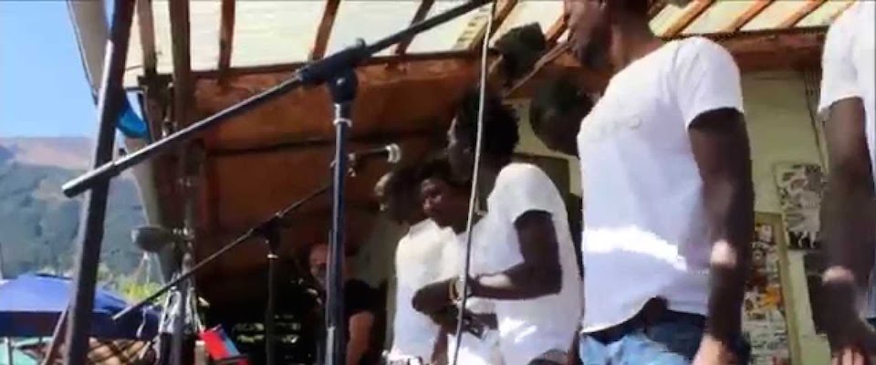 «Niente Bella Ciao, è una canzone che divide»: stop al coro di immigrati