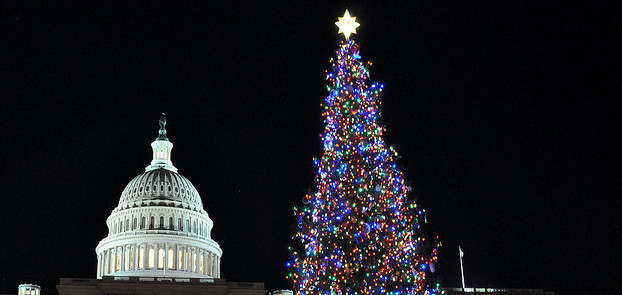 Trump, attacco al “politically correct”: «Torneremo a dire buon Natale»
