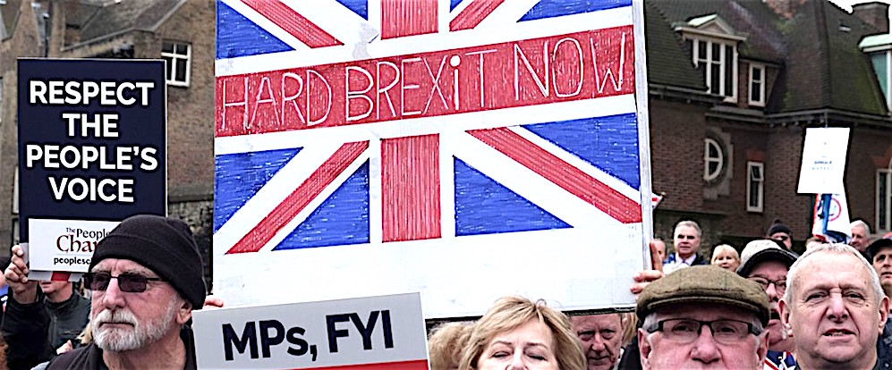 Adesso l’Europa ha paura della “hard Brexit”: ma che si aspettava?